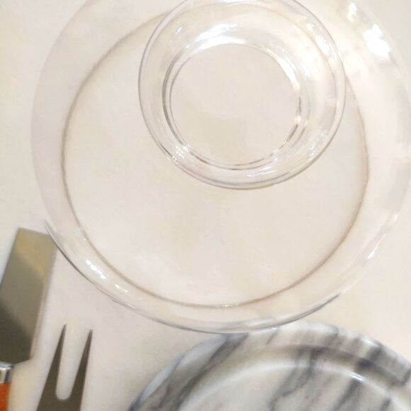 Authentic 🍽️MARBLE & Cloche•Dome Display~ - Picture 4 of 9